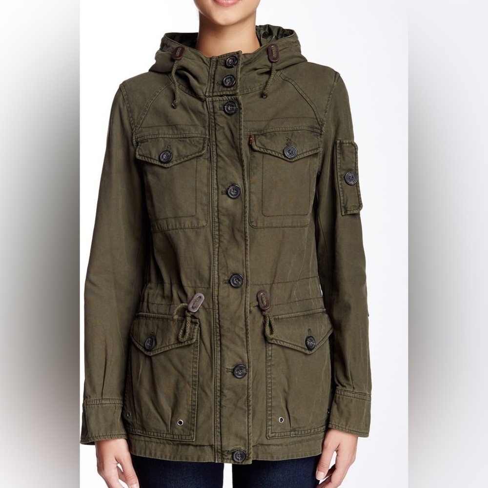 Levi’s Hooded‎ Military Army Green Jacket from Nordstroms Sz-M Q10